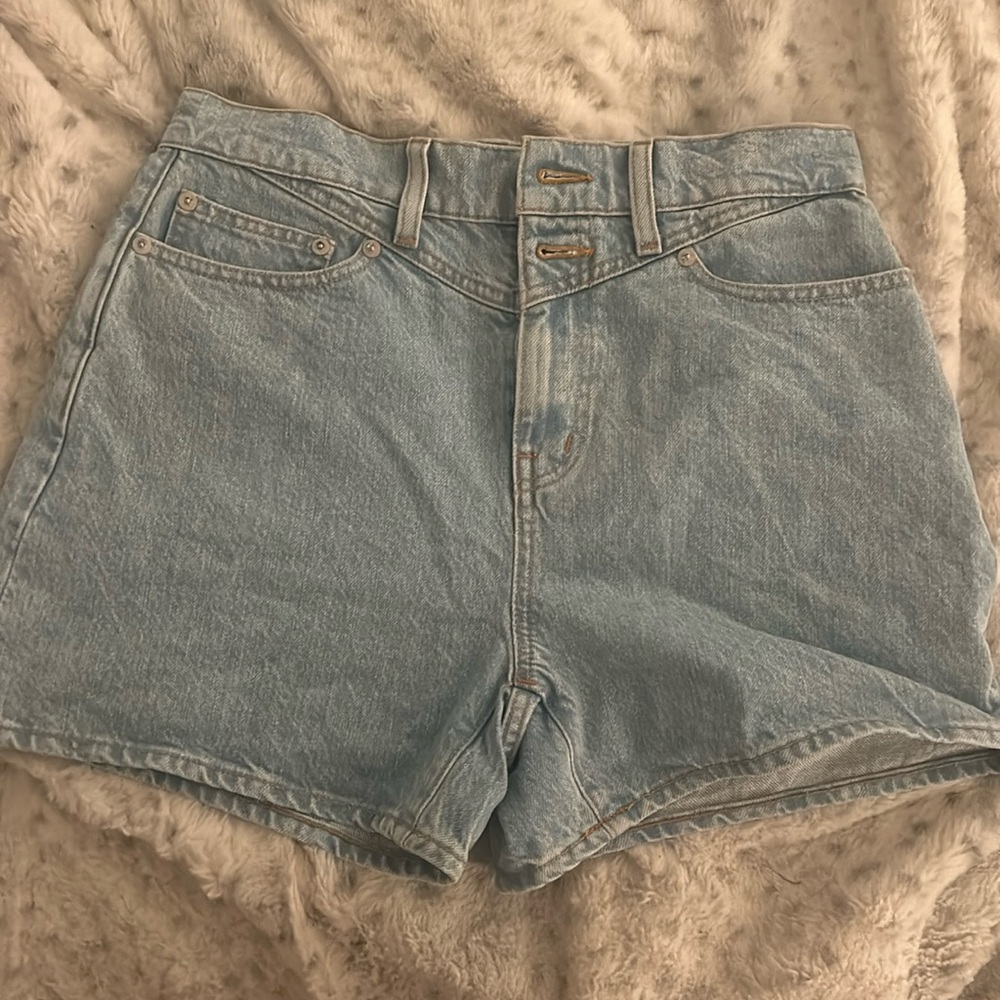 madewell light wash mom jeans